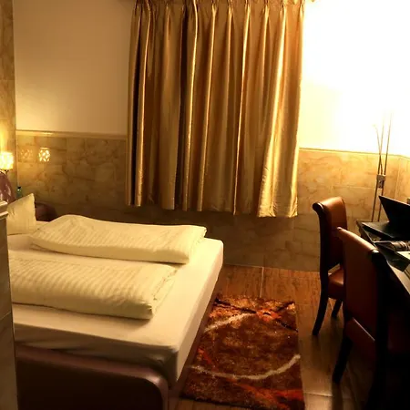 Buona Hotel 3*