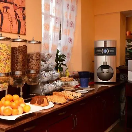 Buona Hotel 3*